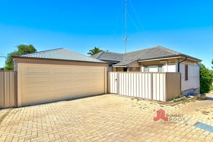 Second view of Homely house listing, 1/23 Steere Crescent, Carey Park WA 6230