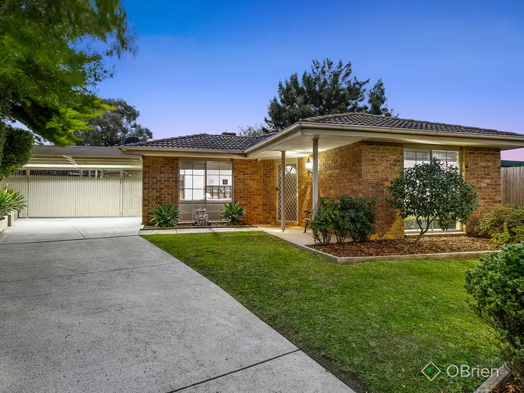 6 Leonie Court, Narre Warren VIC 3805
