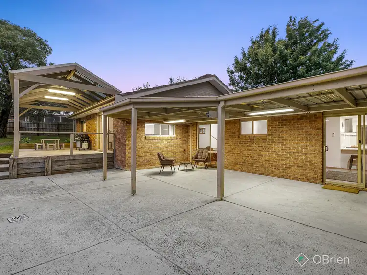 Fifth view of Homely house listing, 6 Leonie Court, Narre Warren VIC 3805