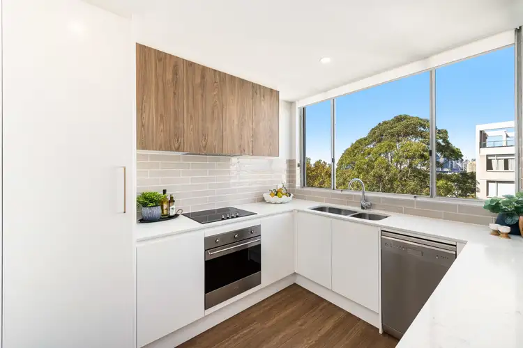 Third view of Homely apartment listing, 18/10 Carr Street, Waverton NSW 2060