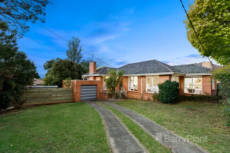 16 Thompson Street, Watsonia VIC 3087