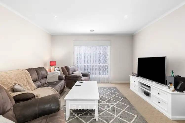 Second view of Homely house listing, 4 Creek View Close, Mount Clear VIC 3350
