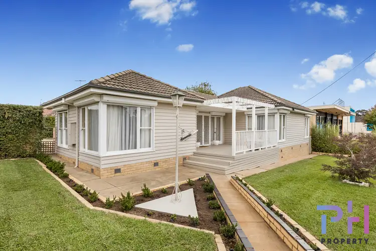 13 Lowndes Street, Kennington VIC 3550