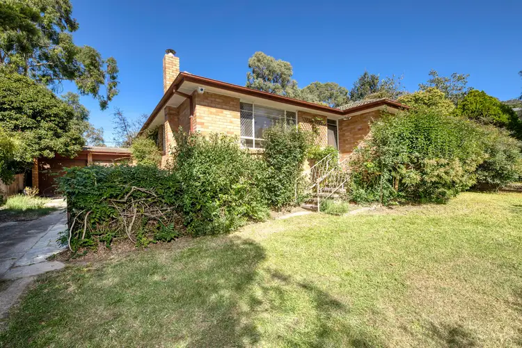 17 Derwent Street, Lyons ACT 2606
