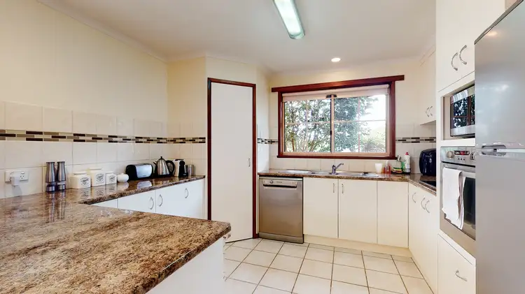 Fourth view of Homely house listing, 14 Rhodes Court, Glengarry VIC 3854