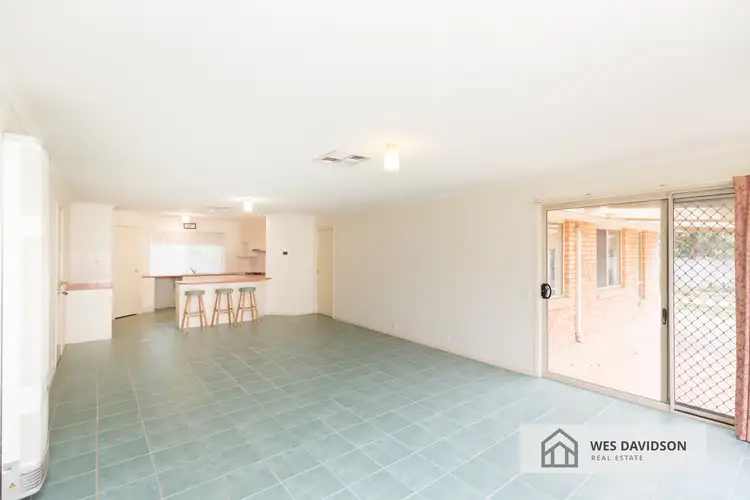 Fifth view of Homely house listing, 2 Royal Court, Horsham VIC 3400