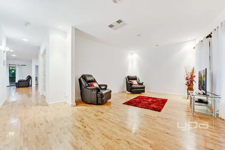 Fifth view of Homely house listing, 8 Gully Way, Craigieburn VIC 3064