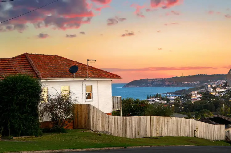 77 Quirk Street, Dee Why NSW 2099