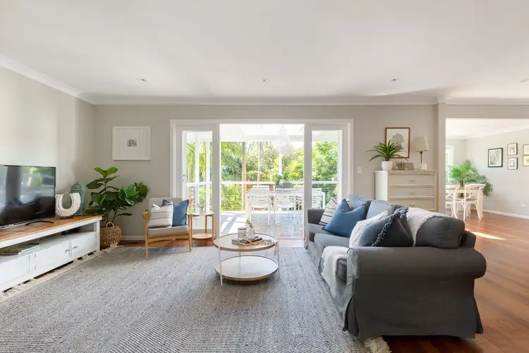 Second view of Homely house listing, 33 Prince Edward Road, Seaforth NSW 2092