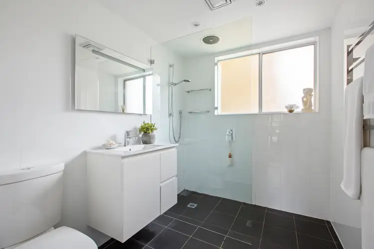 Fifth view of Homely unit listing, 1/12 Regent Street, Dee Why NSW 2099