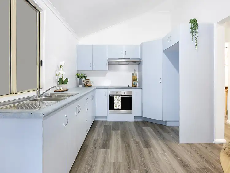 Second view of Homely house listing, 32 Medcraf Street, Park Avenue QLD 4701