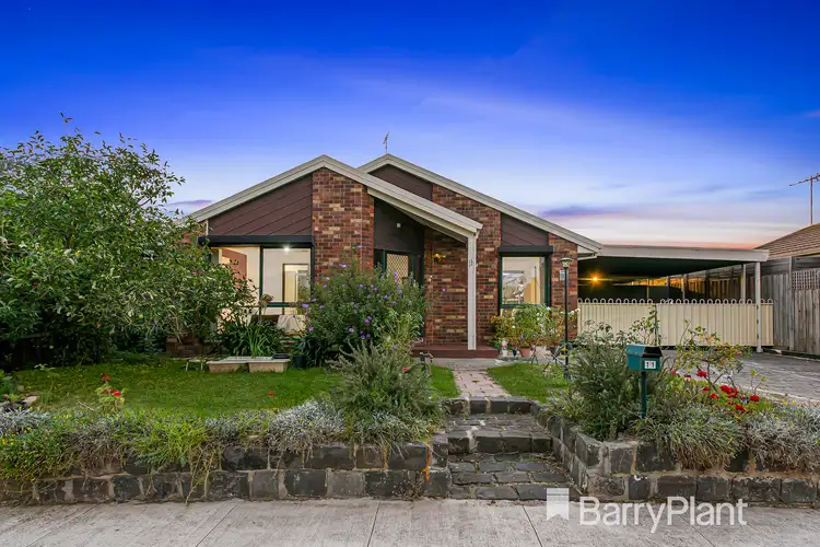 11 Golden Square Crescent, Hoppers Crossing VIC 3029