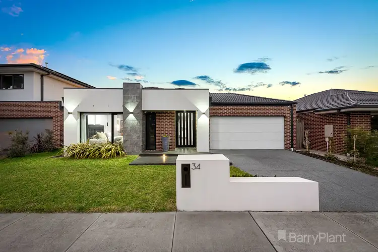 Main view of Homely house listing, 34 Tolkien Boulevard, Officer VIC 3809