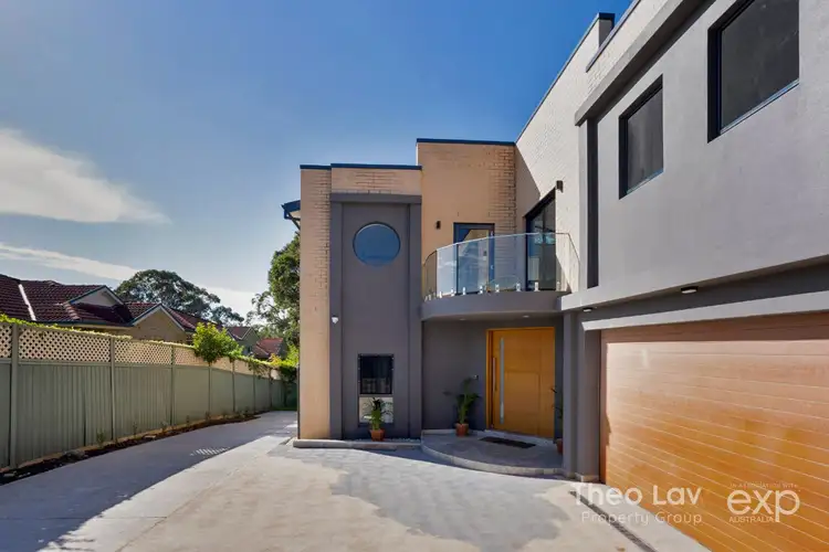 885b Henry Lawson Drive, Picnic Point NSW 2213
