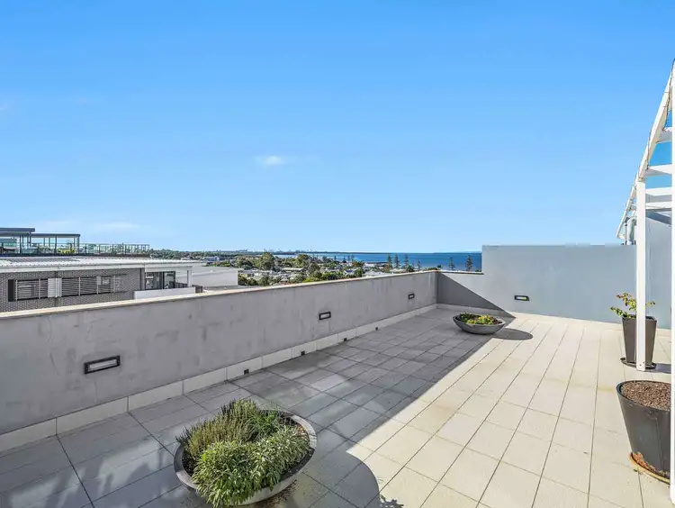 Sixth view of Homely apartment listing, 18/70-78 Bay Terrace, Wynnum QLD 4178