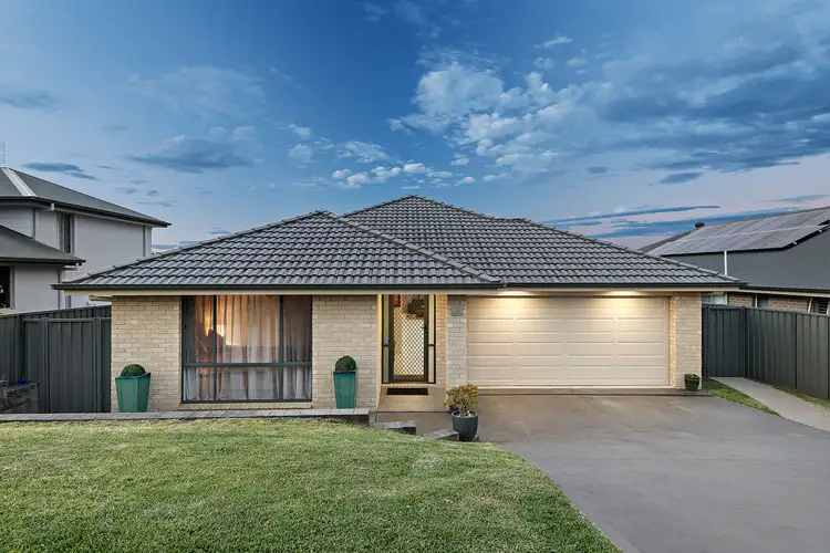 24 Tenyo Street, Cameron Park NSW 2285