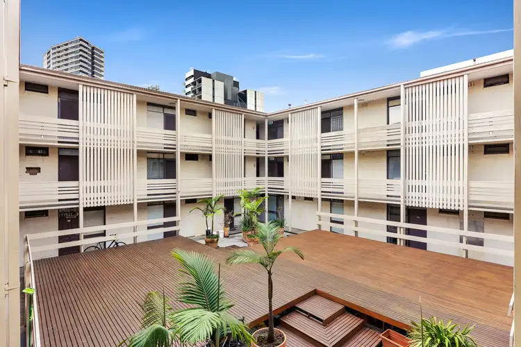 211/44 Barkly Street, St Kilda VIC 3182