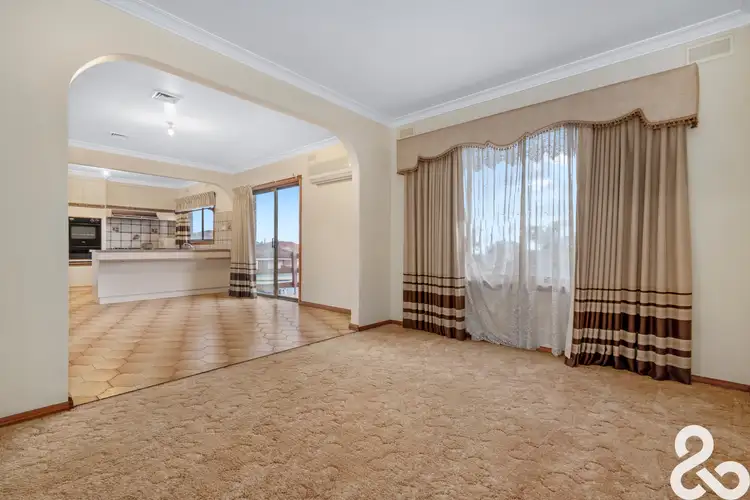 Fifth view of Homely house listing, 3 Barcelona Close, Thomastown VIC 3074