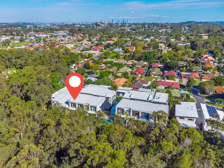 10/15 Sambar Close, Chermside West QLD 4032