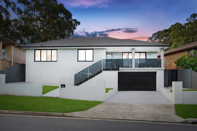 32 Sturt Avenue, Georges Hall NSW 2198