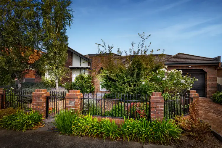 1/61 Deakin Street, Essendon VIC 3040