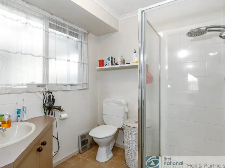 Sixth view of Homely house listing, 3 Headingly Court, Endeavour Hills VIC 3802