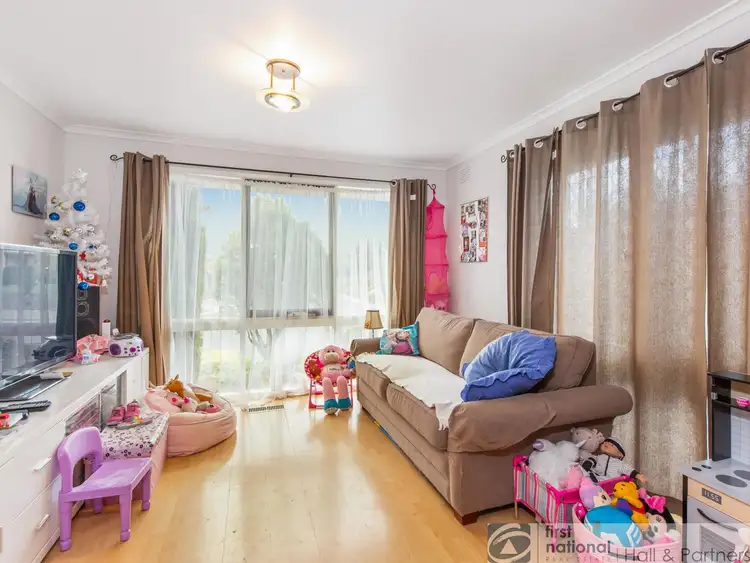 Sixth view of Homely house listing, 8 Newmill Close, Endeavour Hills VIC 3802