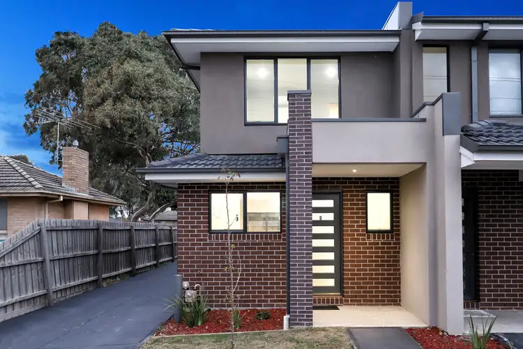 Main view of Homely townhouse listing, 2/15 Wattleglen Street, Craigieburn VIC 3064