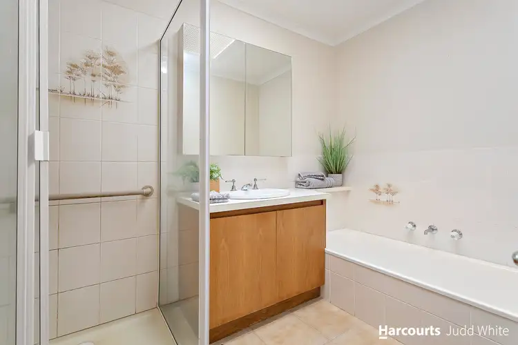 Fifth view of Homely unit listing, 2/208 Gallaghers Road, Glen Waverley VIC 3150