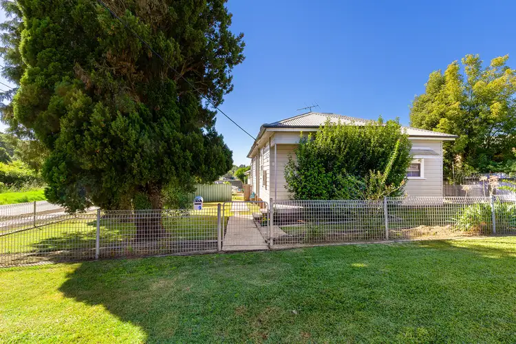 9 Blair Street, Teralba NSW 2284