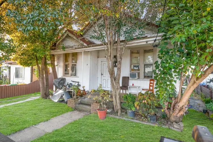 7 McArthur Street, Guildford NSW 2161