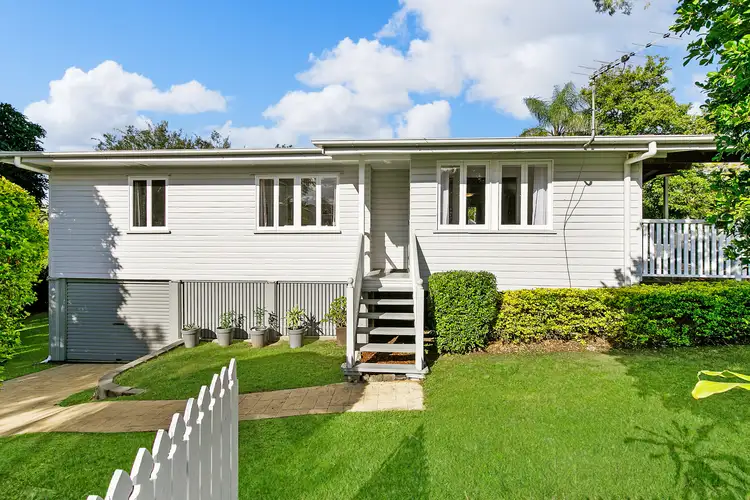 3 Ulagree Street, Wynnum West QLD 4178