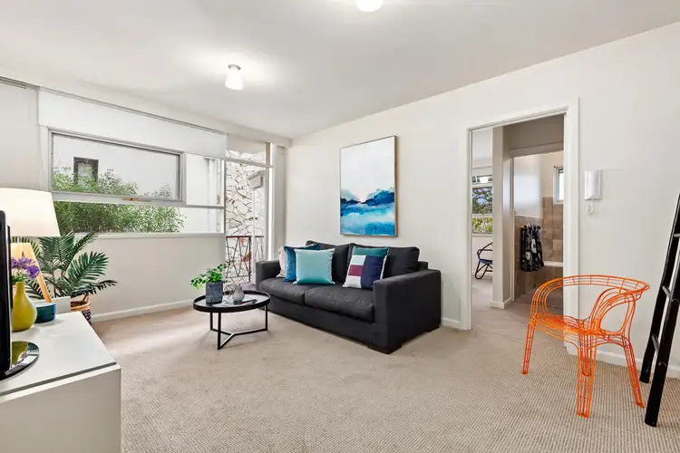 5/8 Pine Avenue, Elwood VIC 3184