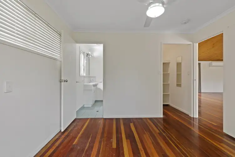 Fifth view of Homely house listing, 8 Olsen Place, Jubilee Pocket QLD 4802