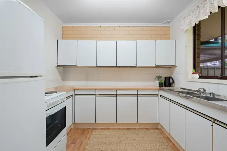 Fifth view of Homely unit listing, 2/35-37 Anzac Road, Long Jetty NSW 2261