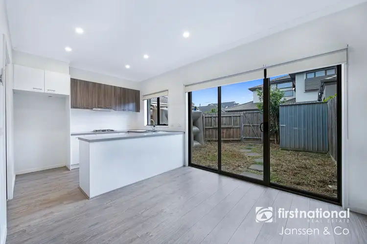 Sixth view of Homely townhouse listing, 1/111 Waverley Road, Chadstone VIC 3148