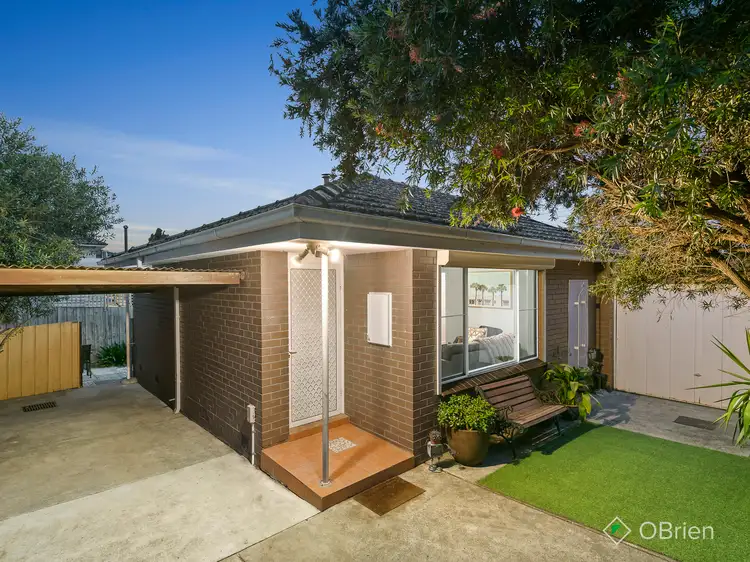 Main view of Homely townhouse listing, 3/2 Rowland Street, Bentleigh East VIC 3165