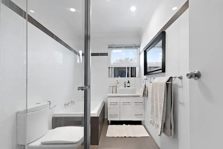 Fifth view of Homely townhouse listing, 2/3a Hughes Avenue, Kensington SA 5068