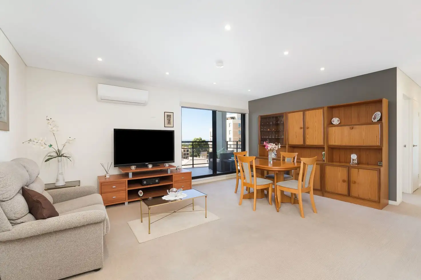 Main view of Homely unit listing, 405/581-587 Kingsway, Miranda NSW 2228