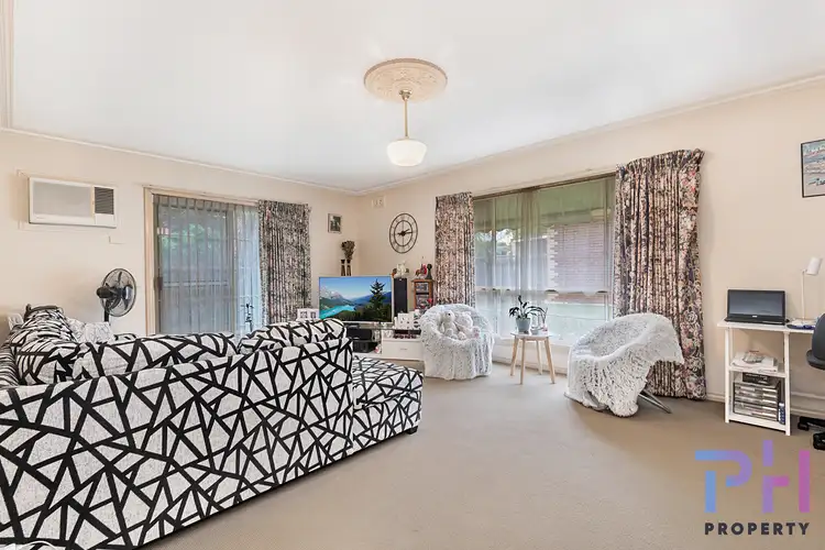 Second view of Homely unit listing, 1/7 Wildwood Drive, Strathdale VIC 3550