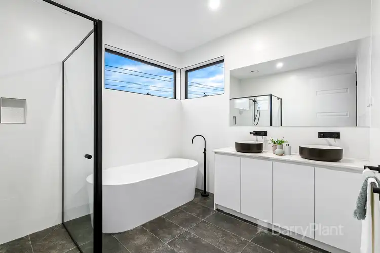 Sixth view of Homely house listing, 2 Janet Crescent, Bundoora VIC 3083