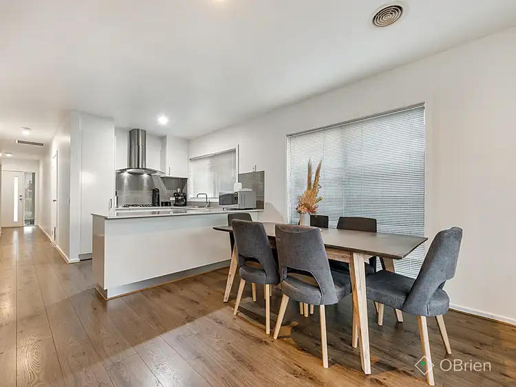 Second view of Homely unit listing, 8 Botany Drive, Carrum Downs VIC 3201