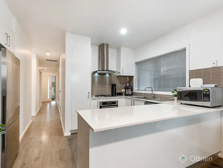 Third view of Homely unit listing, 8 Botany Drive, Carrum Downs VIC 3201