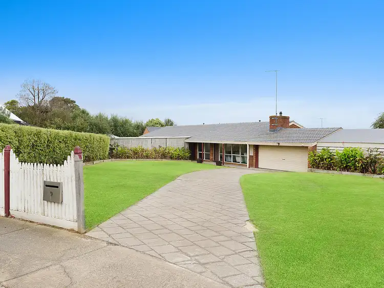 9 Springhurst Crescent, Grovedale VIC 3216
