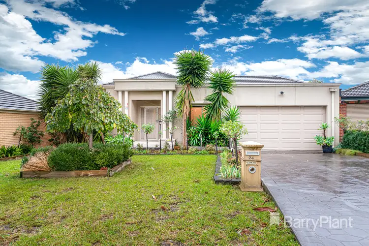 24 Greensted Grove, Roxburgh Park VIC 3064