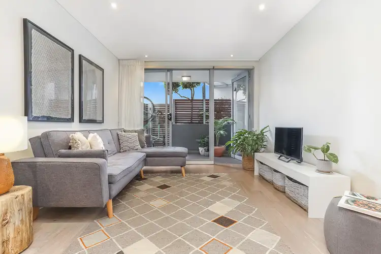 7/115 Wigram Road