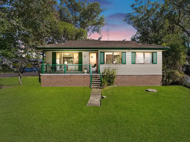 1A Carinya Street, Charmhaven NSW 2263