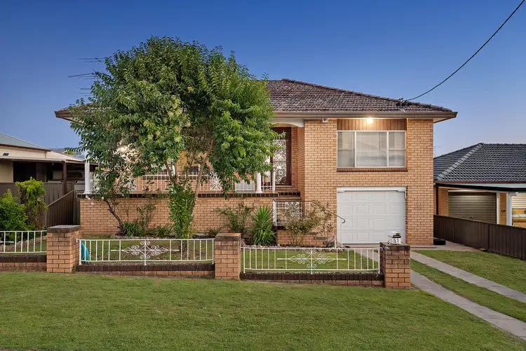 51 Burnett Street