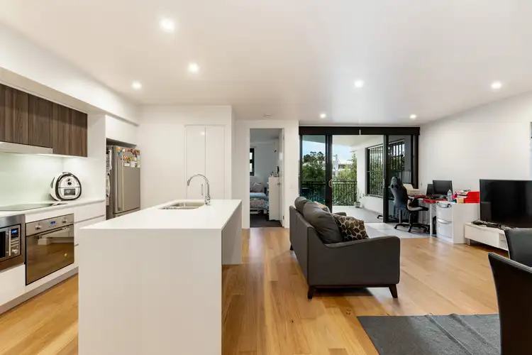 202/49 Dickens Street, Norman Park QLD 4170