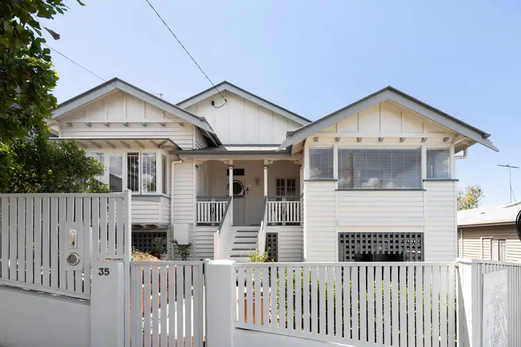35 Forbes Street, Hawthorne QLD 4171